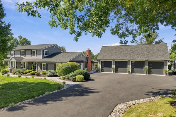 104 N VASSAR DR