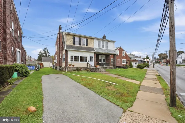 306 S SPRINGFIELD RD