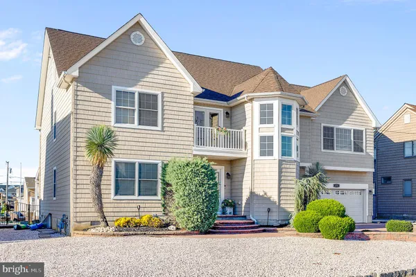 1116 CAPSTAN DR