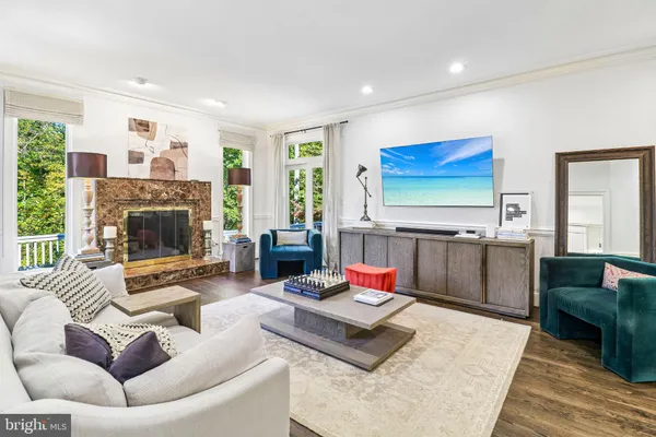 11616 LAKE POTOMAC DR