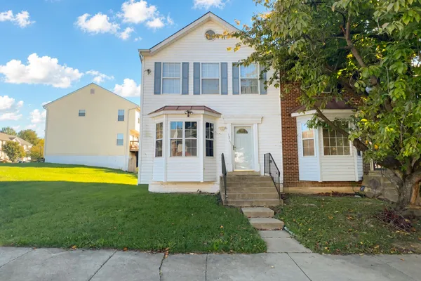 1211 DILLON CT