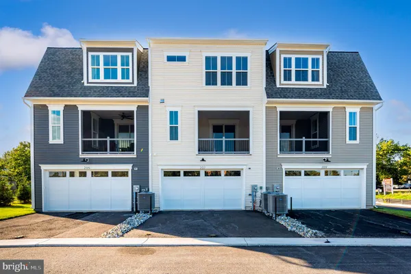 110 ALLEN LN