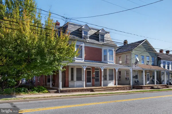31 N MAIN ST