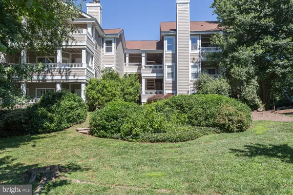 14321 CLIMBING ROSE WAY 302