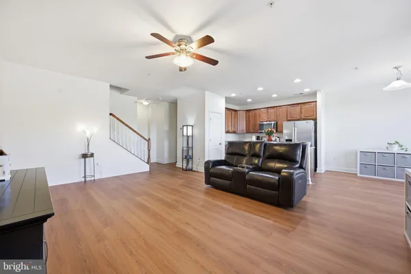 12903 MIDNIGHTS DELIGHT DR