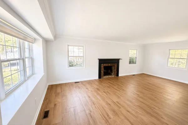 12805 CEDARBROOK LN