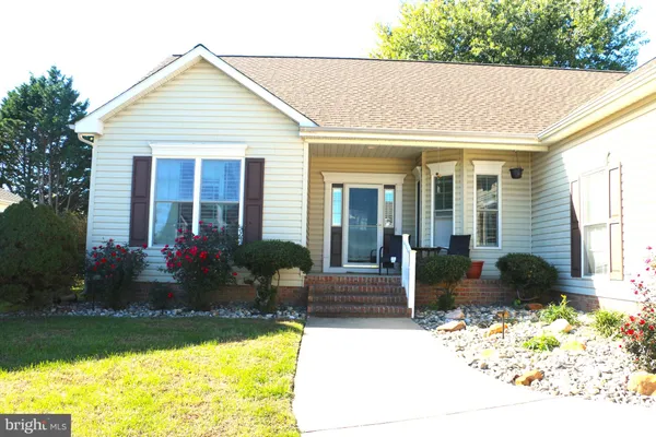 216 MAINSAIL DR