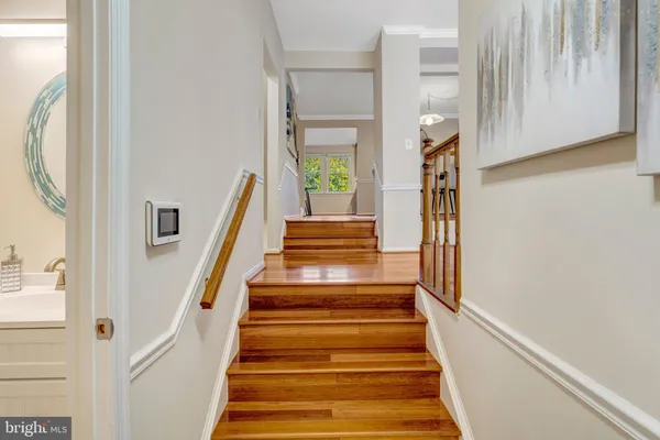 5759 WALNUT WOOD LN