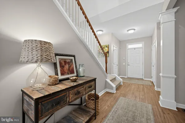 40 SHIRE CT