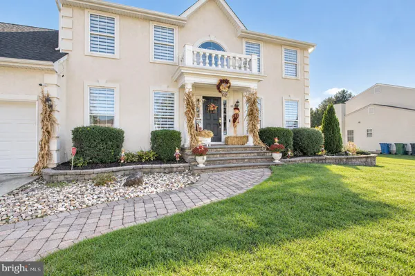 12 STEEPLECHASE DR