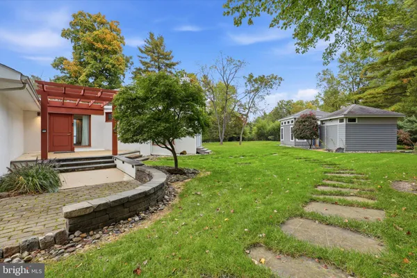 87 SAUERMAN RD