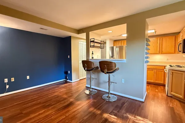 7981 EASTERN AVE 301