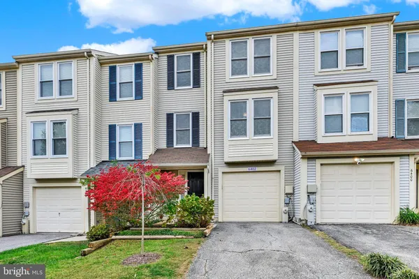 6402 AUTUMN GOLD CT