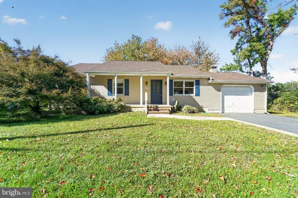 2627 CECIL DR