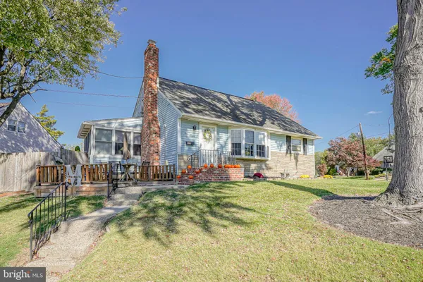170 DEVON DR