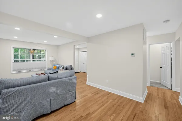 11527 SHELL FLOWER LN