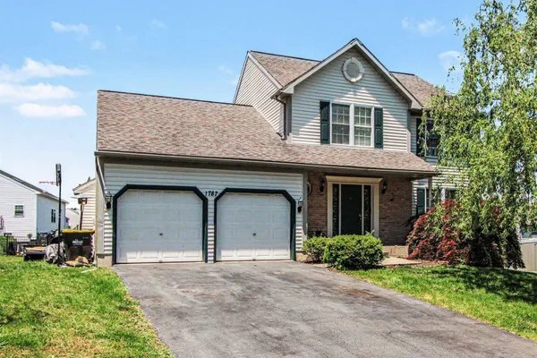 1787 JOANNE CT