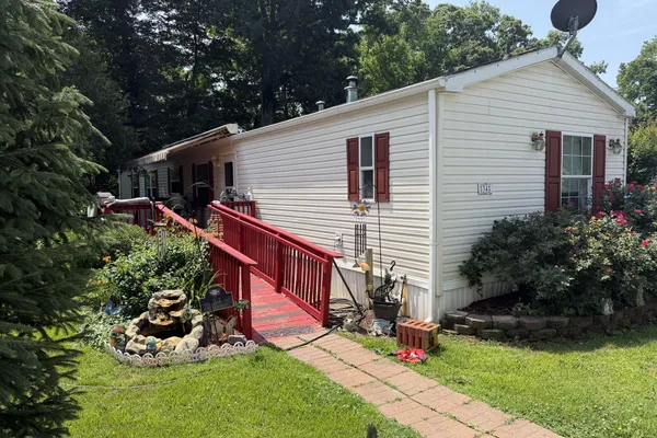 34 BUDDY BLVD