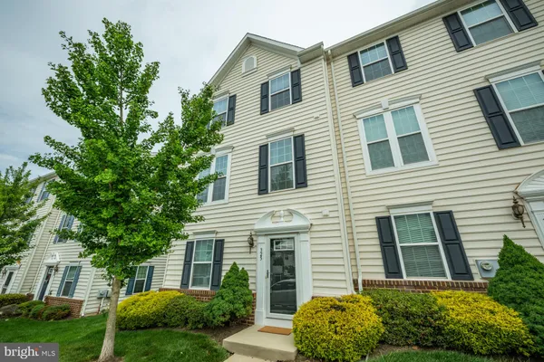 325 SCHMIDT RD