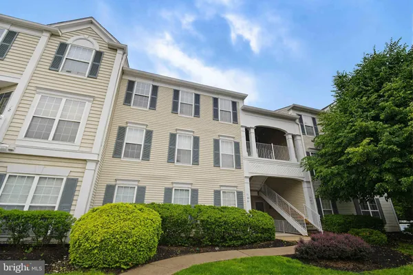 68 FOXGLOVE DR