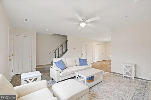 121 METCALF RD