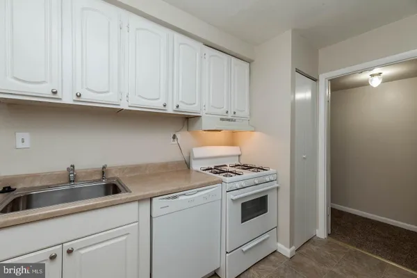 3827 SAINT BARNABAS RD T1