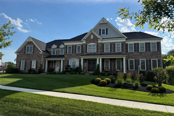2865 SEABISCUIT DR