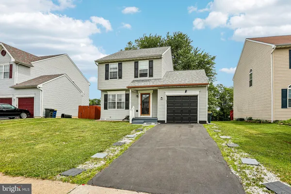 127 N KATRIN CIR
