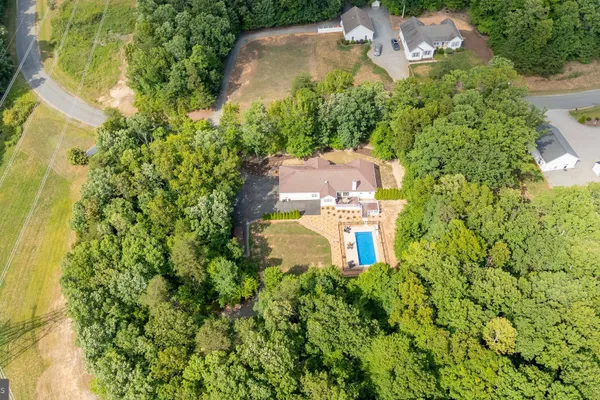 4602 MAGNOLIA HARBOUR DR