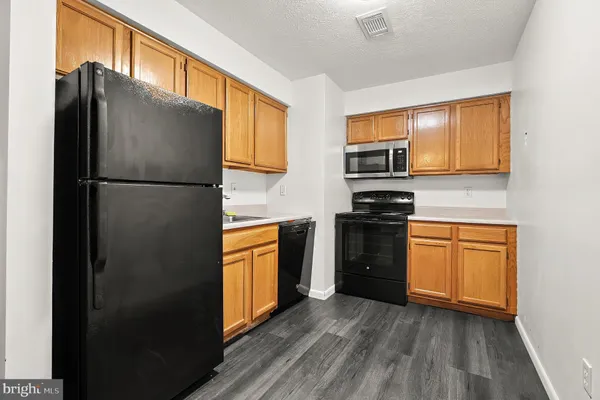 1002 MAGNOLIA WOODS CT 1002-E