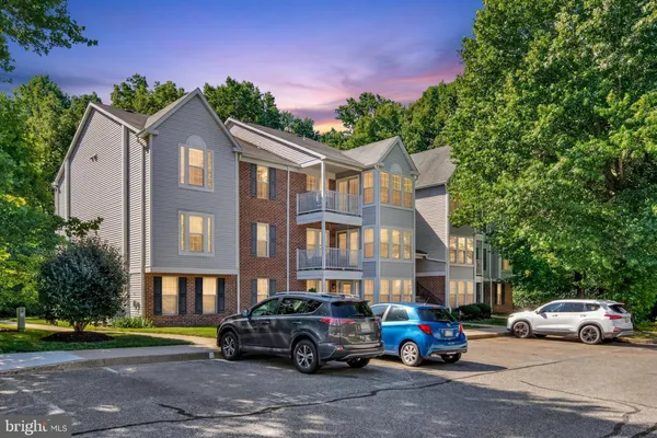 1004 JESSICAS CT
