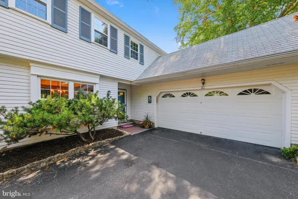 5 WESTWOOD CT