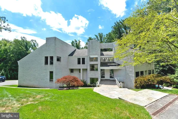 7545 POTOMAC FALL RD