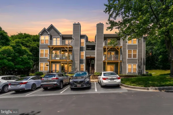 6025 ROCK GLEN DR 506