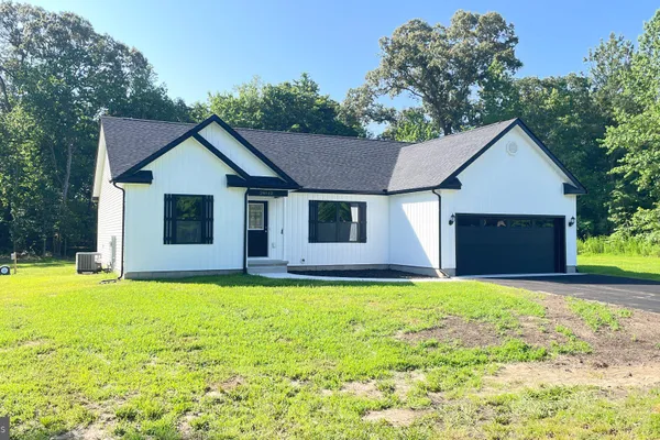 28142 BLUEBERRY AVE