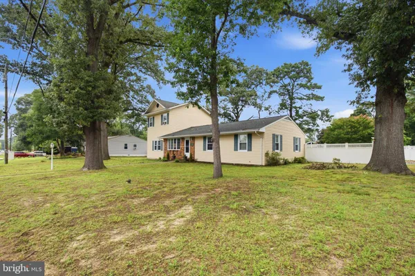 776 EVERGREEN RD
