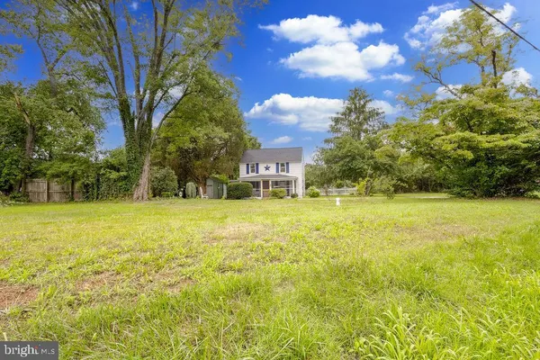 8115 BROOMES ISLAND RD