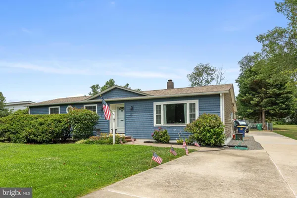 41 BEECHWOOD AVE