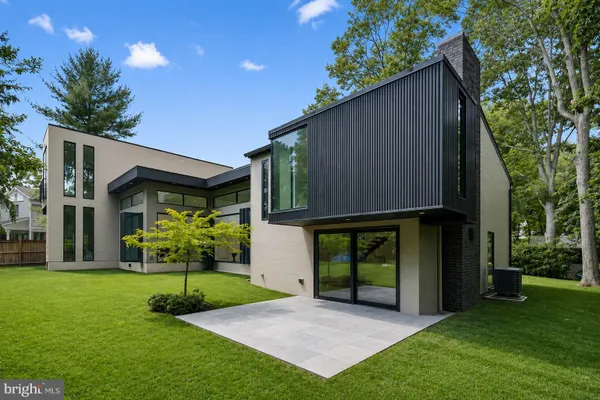 1405 WOLFTRAP RUN RD