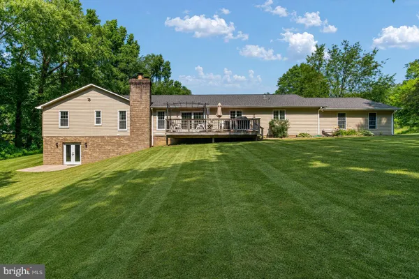 6420 MEADOWLARK DR