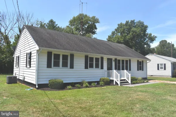 108 RICHARDSON DR