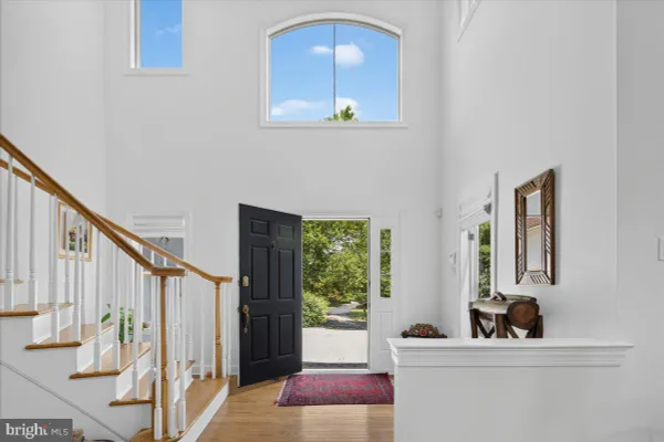 157 CHRISTOPHER DR