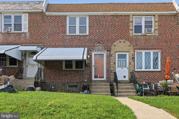217 CAMBRIDGE RD