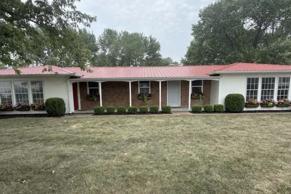 130 WHITE OAK RD
