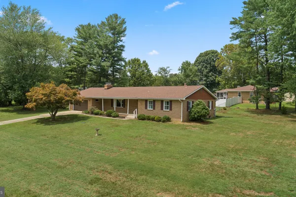 3401 KING DR