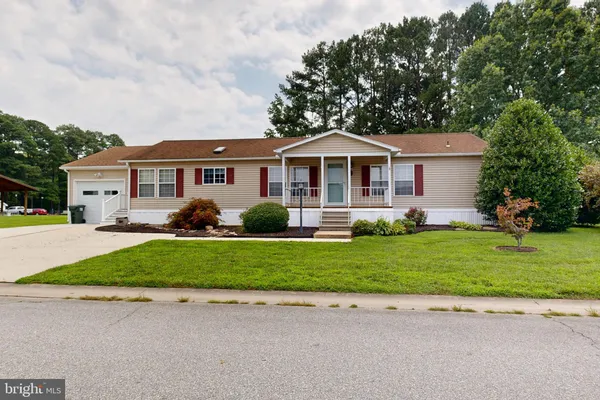 1 VICTORIA CT