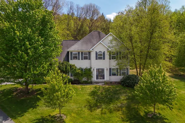 115 HOLLY RD
