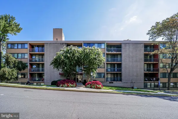 4 S VAN DORN ST 602