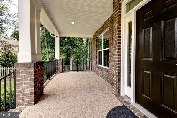 5109 SHORELINE CT