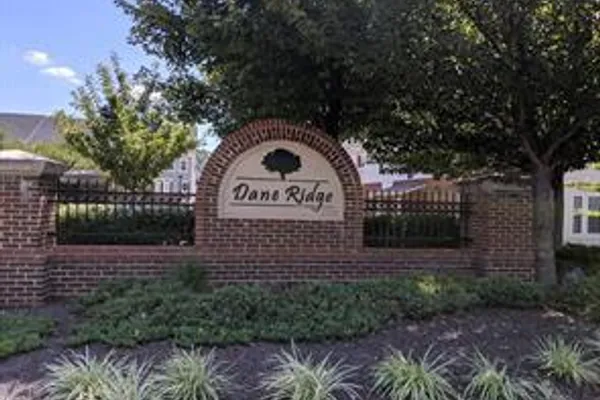 4896 DANE RIDGE CIR